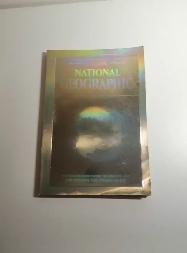 Časopis National Geographic - 12/1988 - HOLOGRAMSKA NASLOVNICA , izdavač National Geographic USA