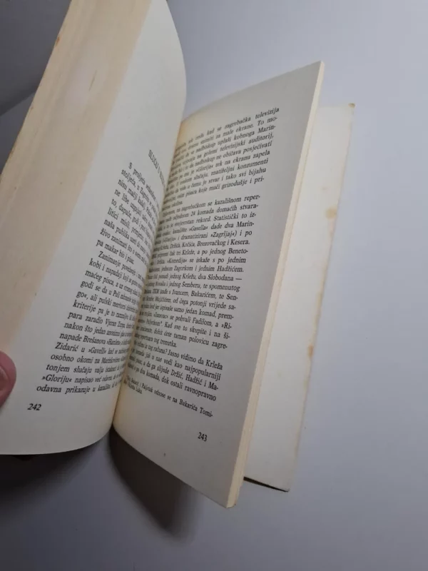 Memoari jednog tajnika, feljtoni i kozerije, Slobodan Šembera - Slika 2