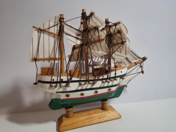 Sjajna rukotvorina - drveni clipper jedrenjak, trgovačka mornarica - Slika 3