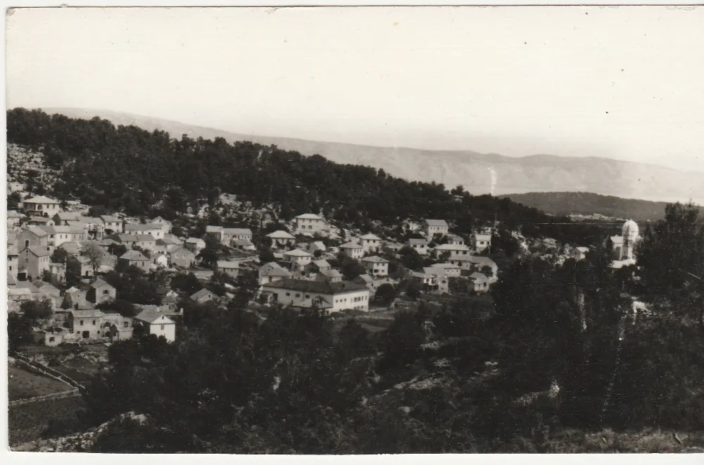 Rijetka razglednica Svirče Hvar - snimio D. Vranković