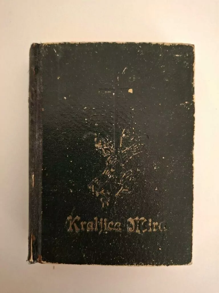 Kraljica mira (Regina Pacis) molitvena knjižica za katolički narod 1938, izdanje Viktor Senjan Koprivnica (knjižara i tiskara)