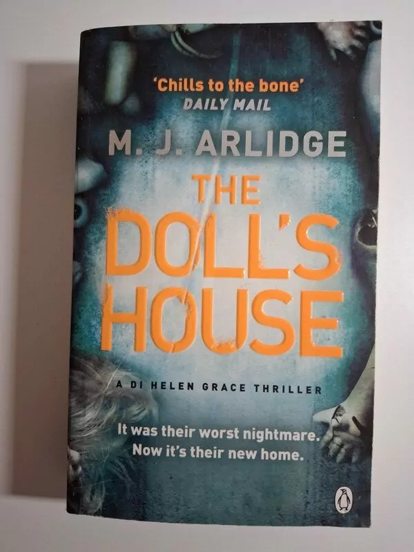 The Doll's House (Helen Grace, #3) - M.J. Arlidge (krimić,triler)
