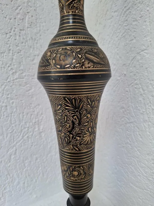 Ručno gravirana mjedena vaza iz Indije - Mughal style - Slika 3