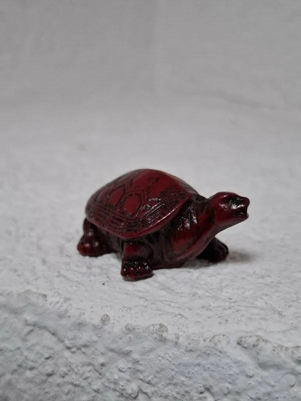 Kineska hong tze kornjača figura u tradicionalnoj cinober boji - Slika 2