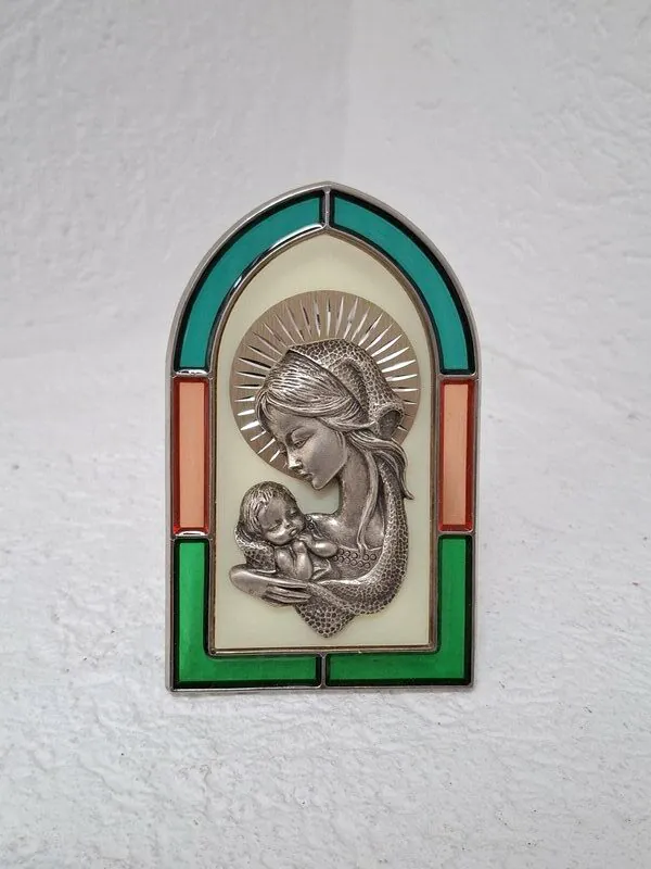 Madonna i Dijete (Marija i mali Isus) – slika od kositra i vitraja