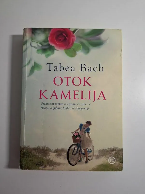 Tabea Bach Otok kamelija