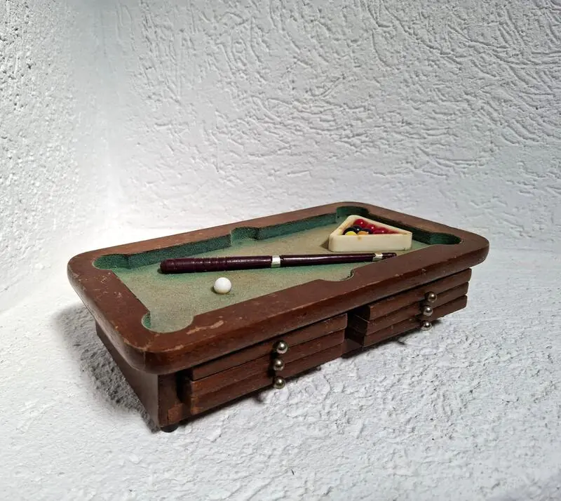 Vintage Enesco bilijarski stol - kolekcionarski set podmetača za čaše u obliku bilijarskog stola iz 1970-ih